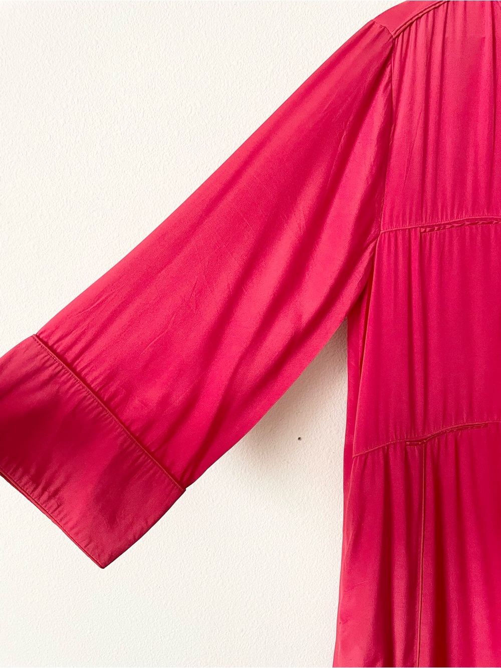 MIRTH LARGE Malmo 100% silk red long sleeve midi dress - Picture 4 of 9